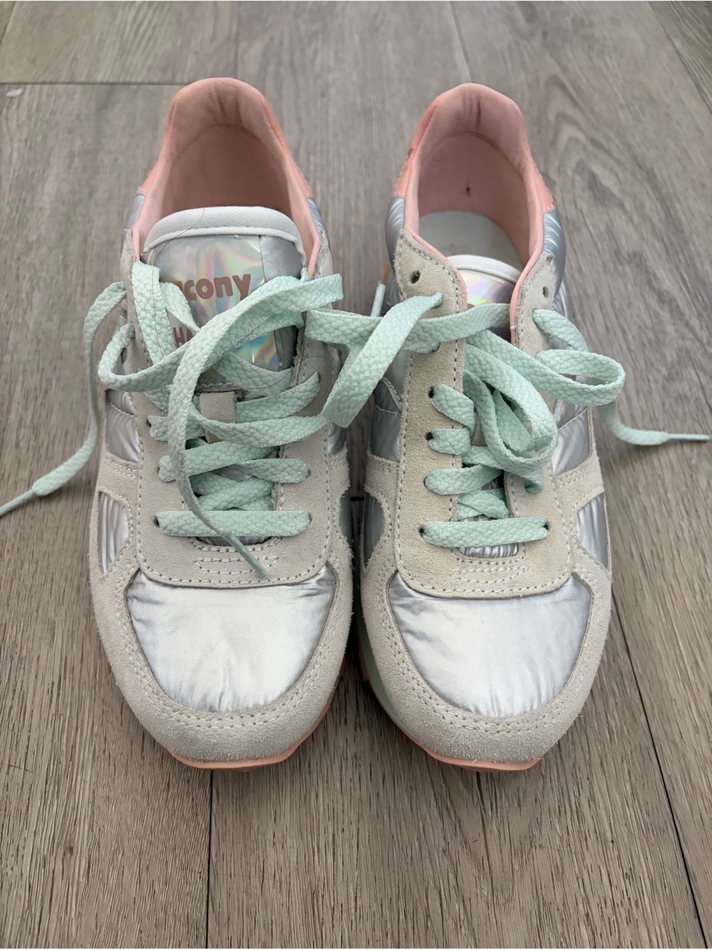 Saucony Pastel Mint Lace & Pink Liner Runner